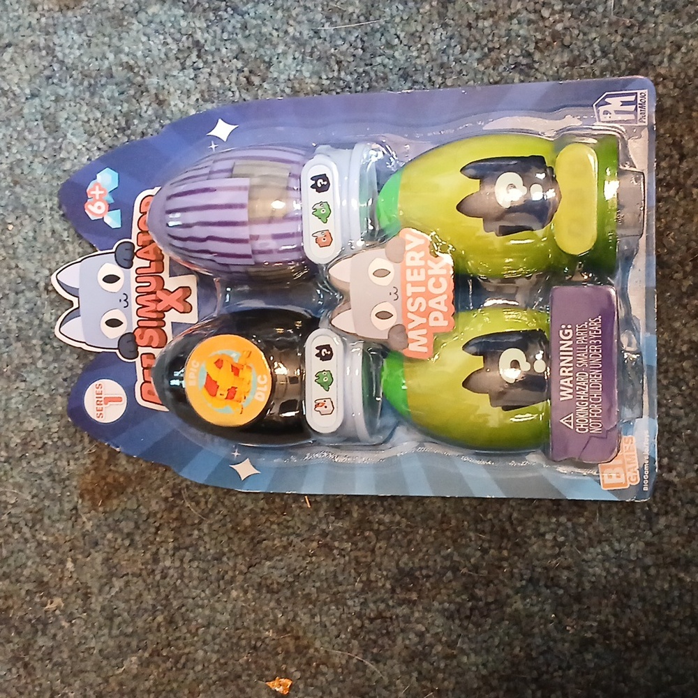 PhatMojo Pet Simulator 4PK Mystery Eggs Series 1 Collectible Toy Ages 6+ NIB